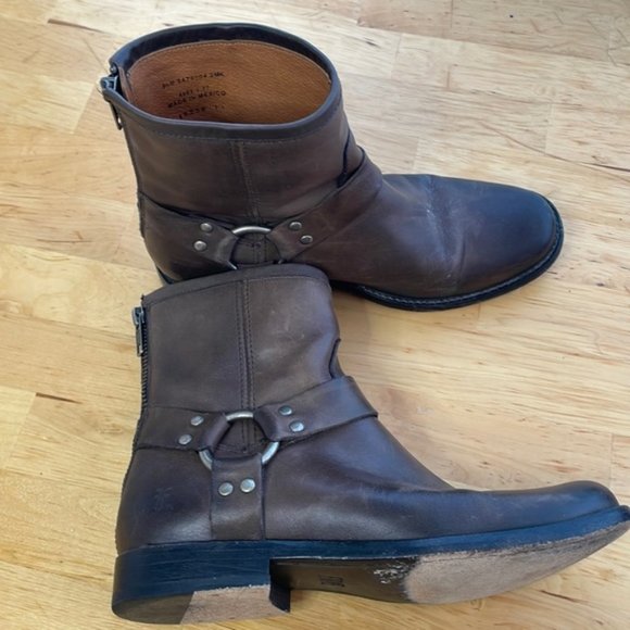 Frye Shoes - Frye women’s Phillip' Harness Short ankle leather Boots booties brown 6.5